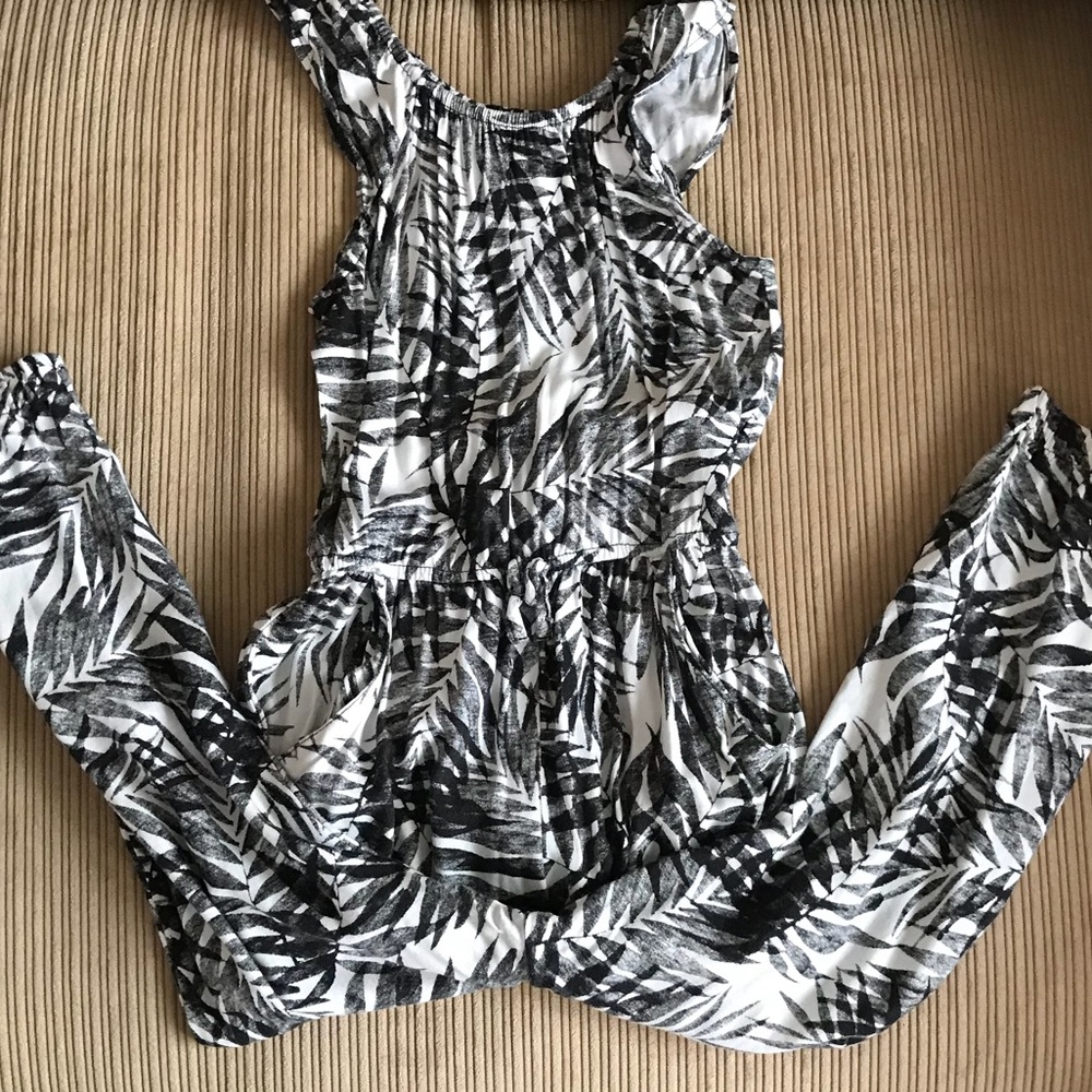 H&M jumpsuit in mint condition